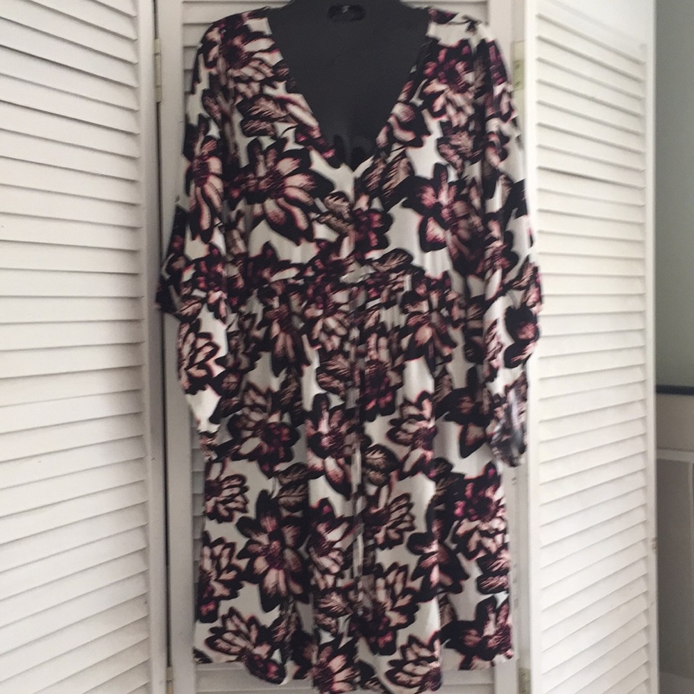 Abercrombie tropical dress.  Small